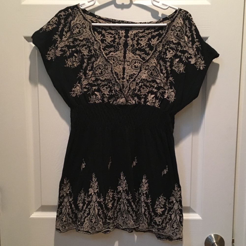 BCBG large shirt